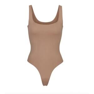 Skims scoop neck bodysuit Nude Tan Size L